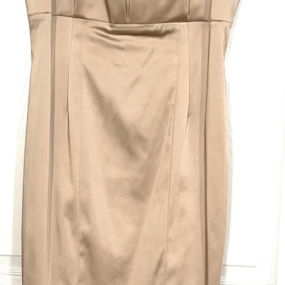 Cocktail dress. - Picture 4 of 7